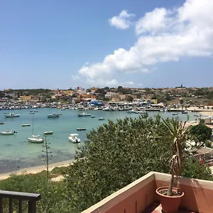 https://il-veliero-blu-camere-sul-porto.sicilyhotelsitaly.net